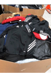 Nike, Puma, Adidas, Asics, Supra, Tommy Hilfigier, Lee Cooper, Guess
