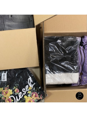 Партия одежды DIESEL