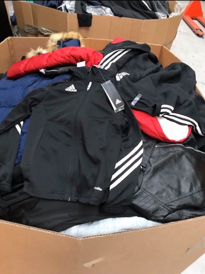 Nike, Puma, Adidas, Asics, Supra, Tommy Hilfigier, Lee Cooper, Guess