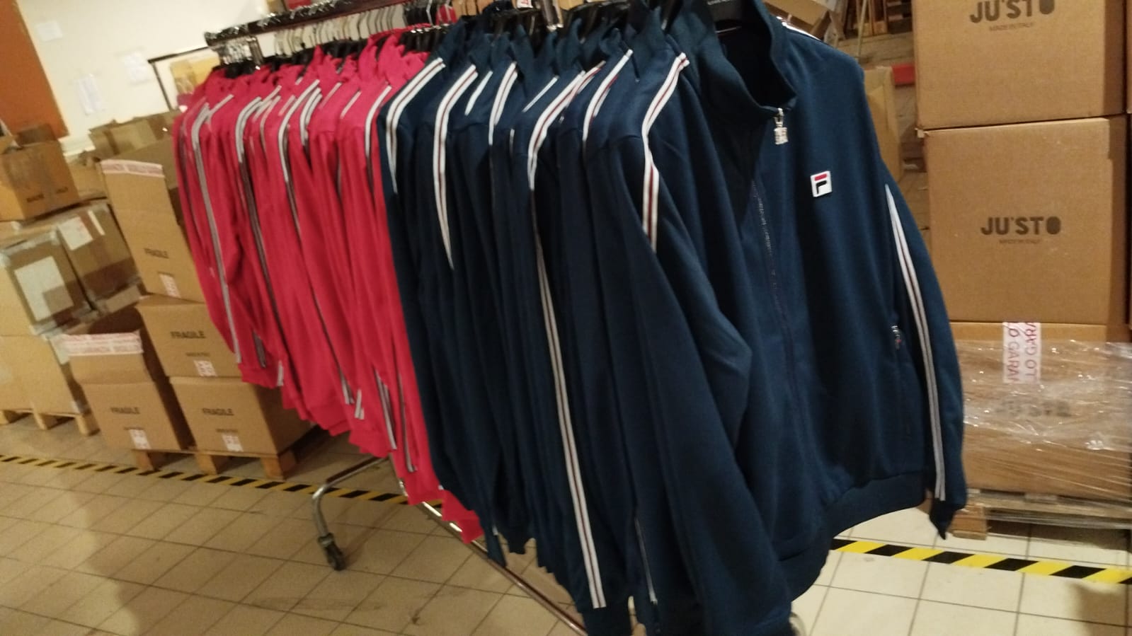 Fila спортивная одежда сток оптом
